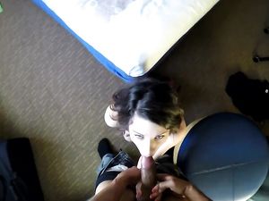 Juicy Cum Shot For A Brunette Hottie In The Hotel